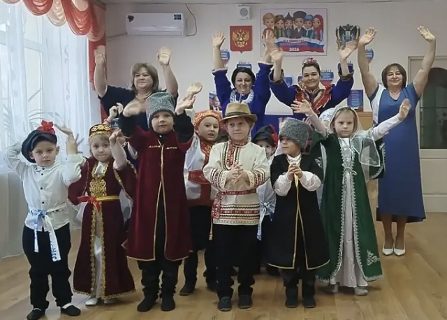 Год единства народов России - МБДОУ детский сад № 17 Колобок