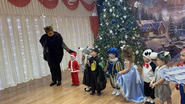 Новогодний утренник в группе "Солнышко" - МБДОУ детский сад № 17 Колобок