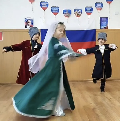 Год единства народов России - МБДОУ детский сад № 17 Колобок