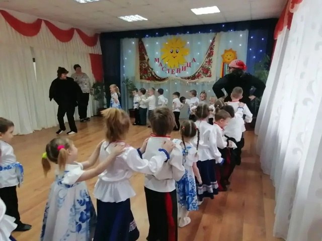 Масленица - МБДОУ детский сад № 17 Колобок