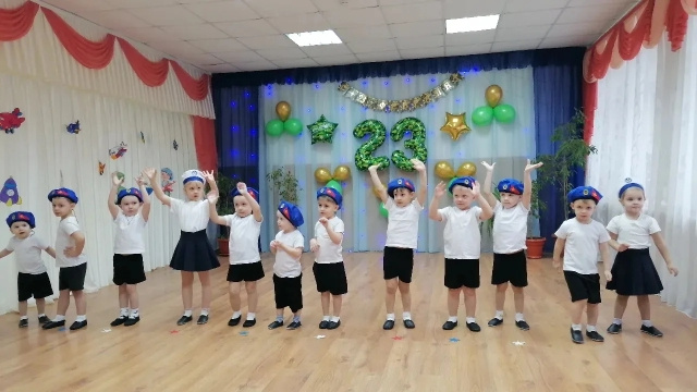 День защитника Отечества - МБДОУ детский сад № 17 Колобок