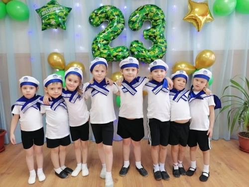 День защитника Отечества - МБДОУ детский сад № 17 Колобок