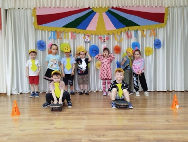 День смеха - МБДОУ детский сад № 17 Колобок